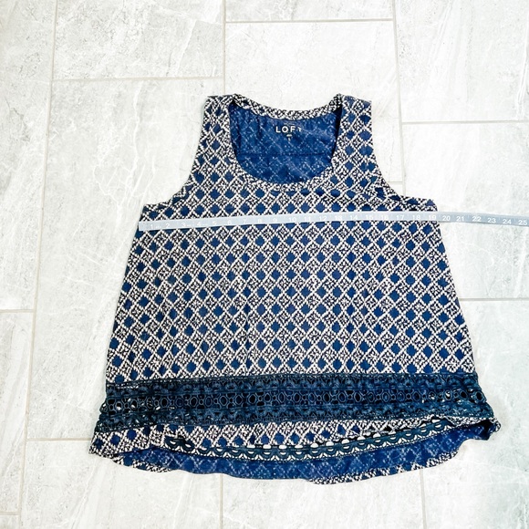 Loft Navy Diamond Graphic Tank Top Embroidered Hem Size Large - Picture 3 of 7